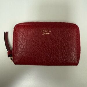 Authentic Gucci Swing Zip Card Case Red Leather - New, Never Used